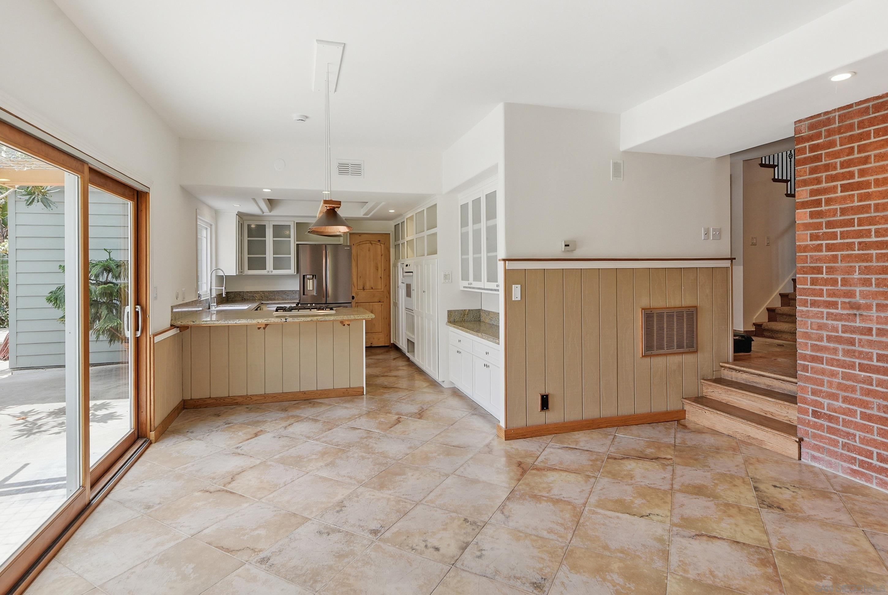 2275 Cameo Road Carlsbad, CA 92008 - Photo 17 of 60