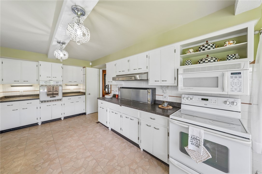 8696 Hopkins Road Batavia, NY 14020 - Photo 9 of 42 Gallery Image 9