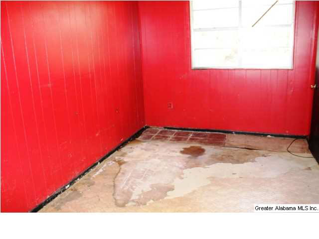 715 Hutto Hill Road Anniston, AL 36201 - Photo 12 of 30