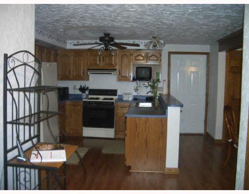737 Bullcreek Road Butler, PA 16002 - Photo 4 of 8 Kitchen.