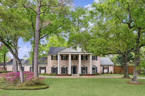 $2,795,000 | 10810 Oak Creek Street, Houston, TX 77024