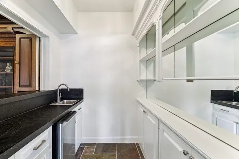 $2,795,000 | 10810 Oak Creek Street, Houston, TX 77024