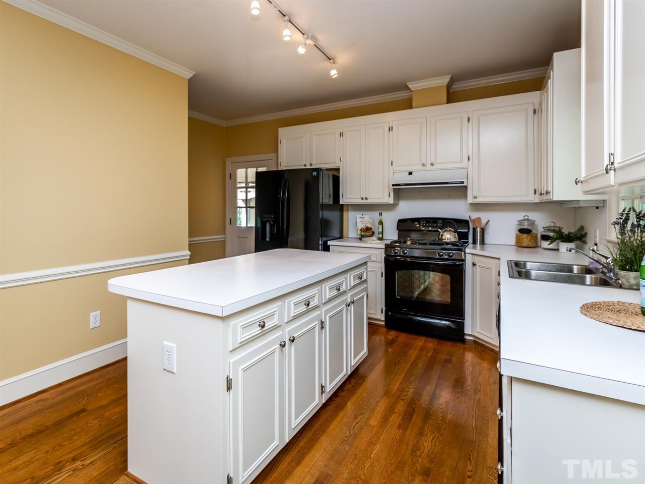 1936 Carrbridge Way Raleigh, NC 27615 - Photo 8 of 25
