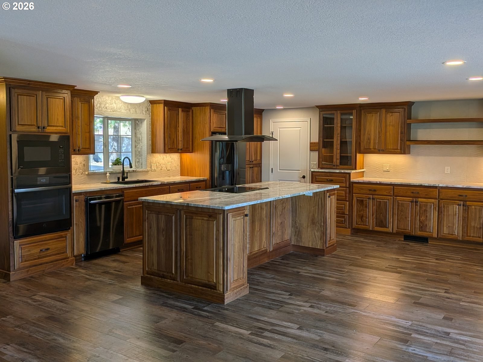 9450 Bullock Road Oakland, OR 97462 - Photo 9 of 18 Gallery Image 9
