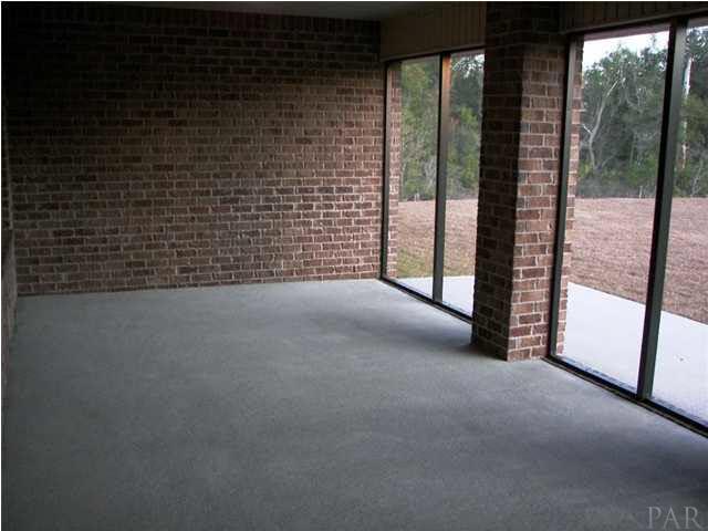 6671 Bryant Road Navarre, FL 32566 - Photo 4 of 25 Gallery Image 4