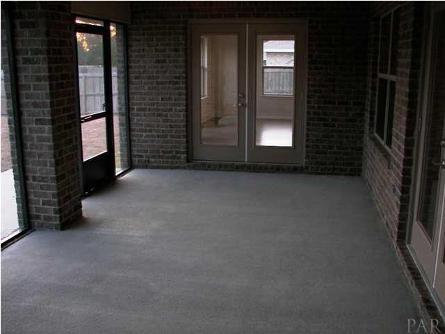 6671 Bryant Road Navarre, FL 32566 - Photo 7 of 25 Gallery Image 7