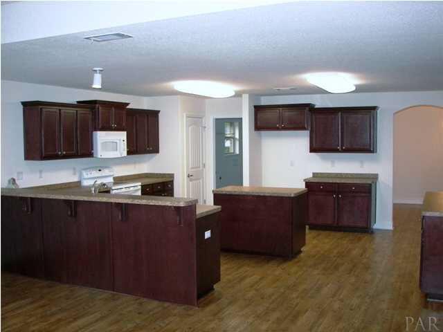 6671 Bryant Road Navarre, FL 32566 - Photo 8 of 25 Gallery Image 8