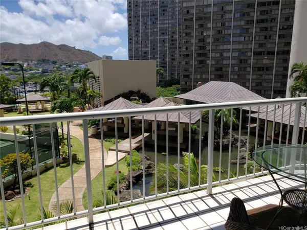 $2,550 | 1212 Nuuanu Avenue, Unit 1010, Honolulu, HI 96817