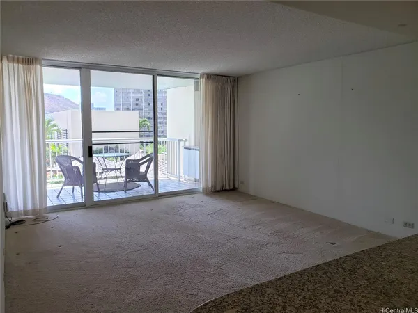 $2,550 | 1212 Nuuanu Avenue, Unit 1010, Honolulu, HI 96817