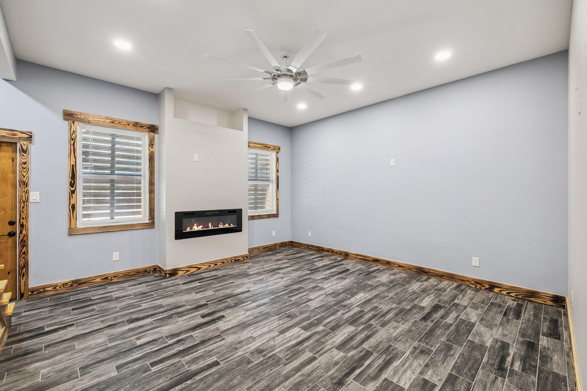 981 East Chestnut Avenue Crestview, FL 32539 - Photo 21 of 42 21Array_981EChestnutAve-53