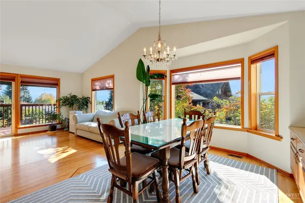 $639,950 | 25319 Meridian Avenue East, Graham, WA 98338