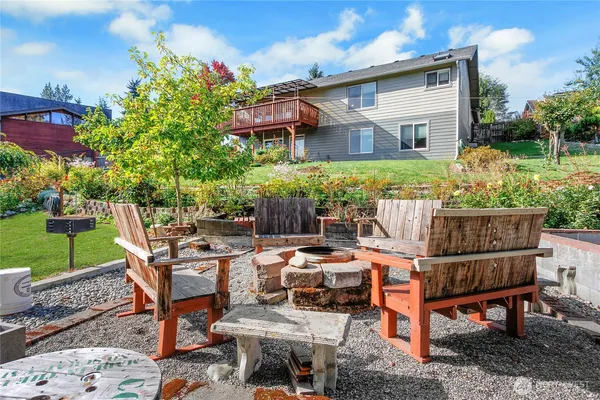 $639,950 | 25319 Meridian Avenue East, Graham, WA 98338