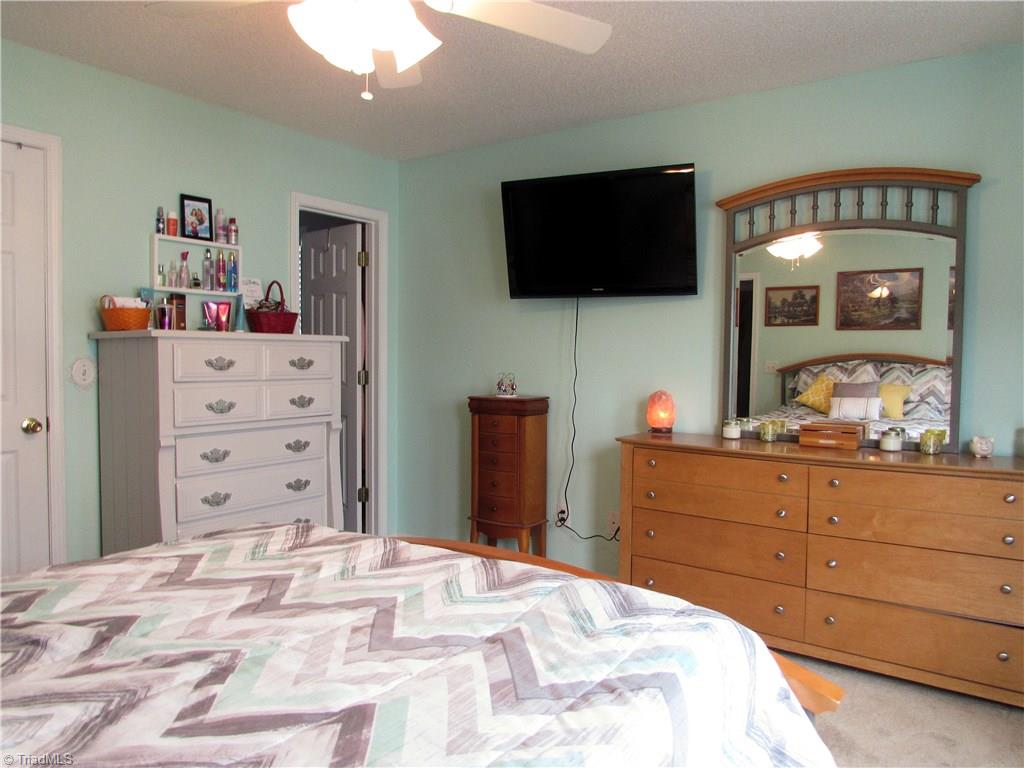 5200 Springhouse Farm Road Winston-Salem, NC 27107 - Photo 11 of 23 Gallery Image 11