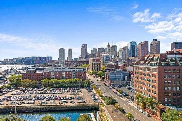 $4,900 | 300 Commercial Street, Unit 709, Boston, MA 02109