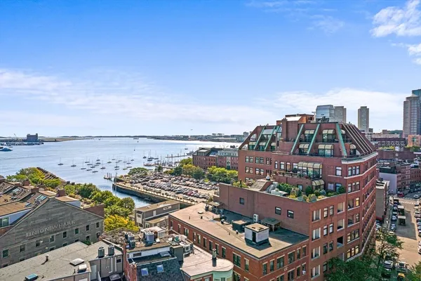 $4,900 | 300 Commercial Street, Unit 709, Boston, MA 02109