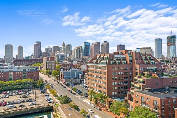 $4,900 | 300 Commercial Street, Unit 709, Boston, MA 02109
