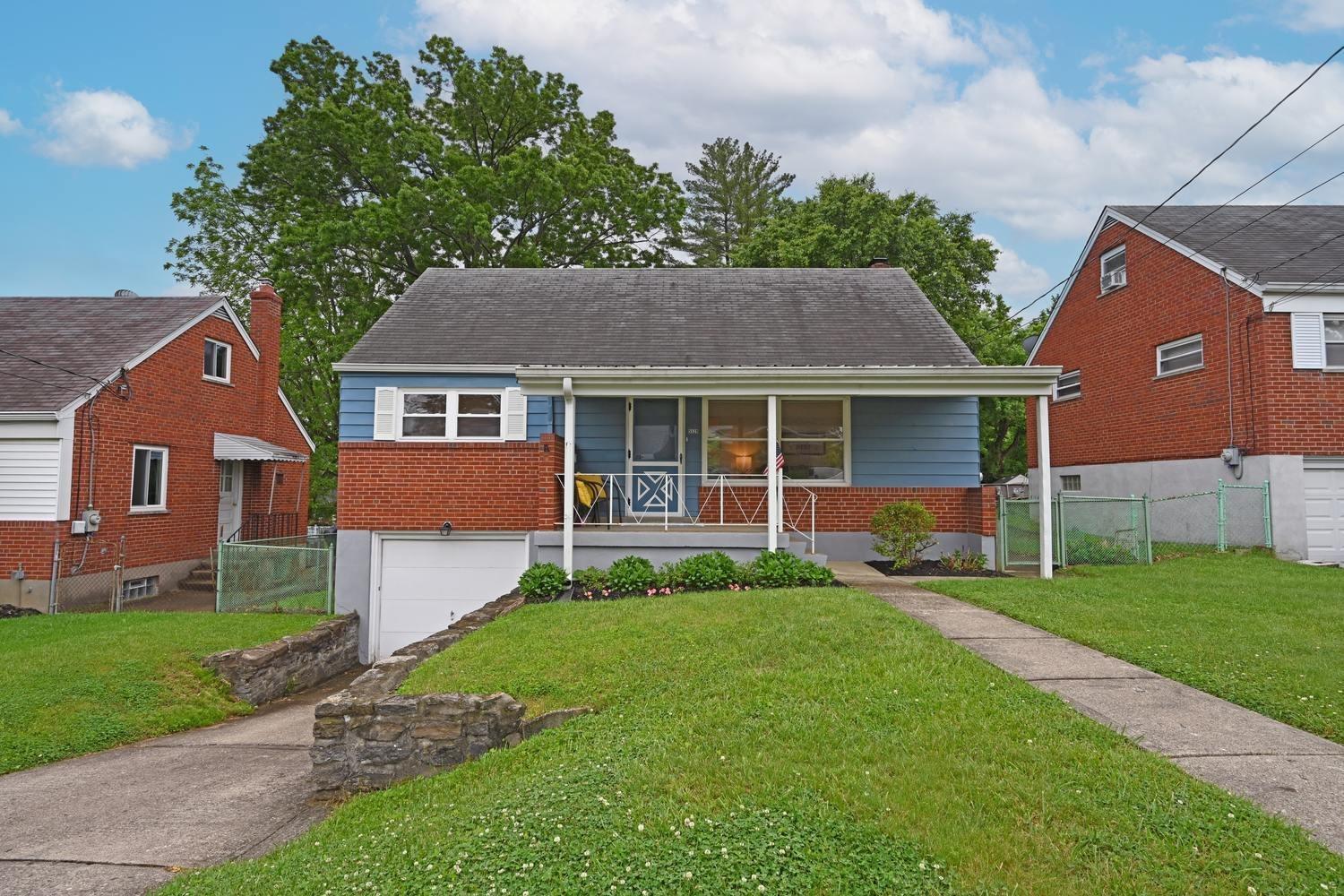 5529 Lawrence Road Cincinnati, OH 45248 - Photo 2 of 30