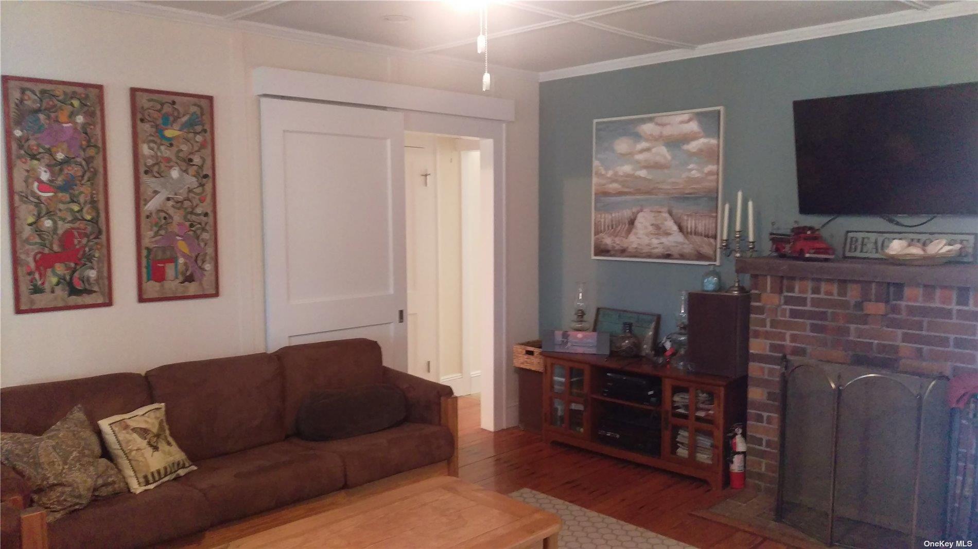 352 Surf Road Ocean Beach, NY 11770 - Photo 3 of 21