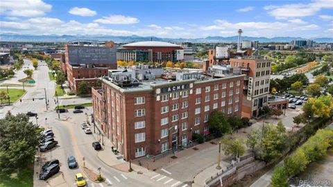 a picture of city view