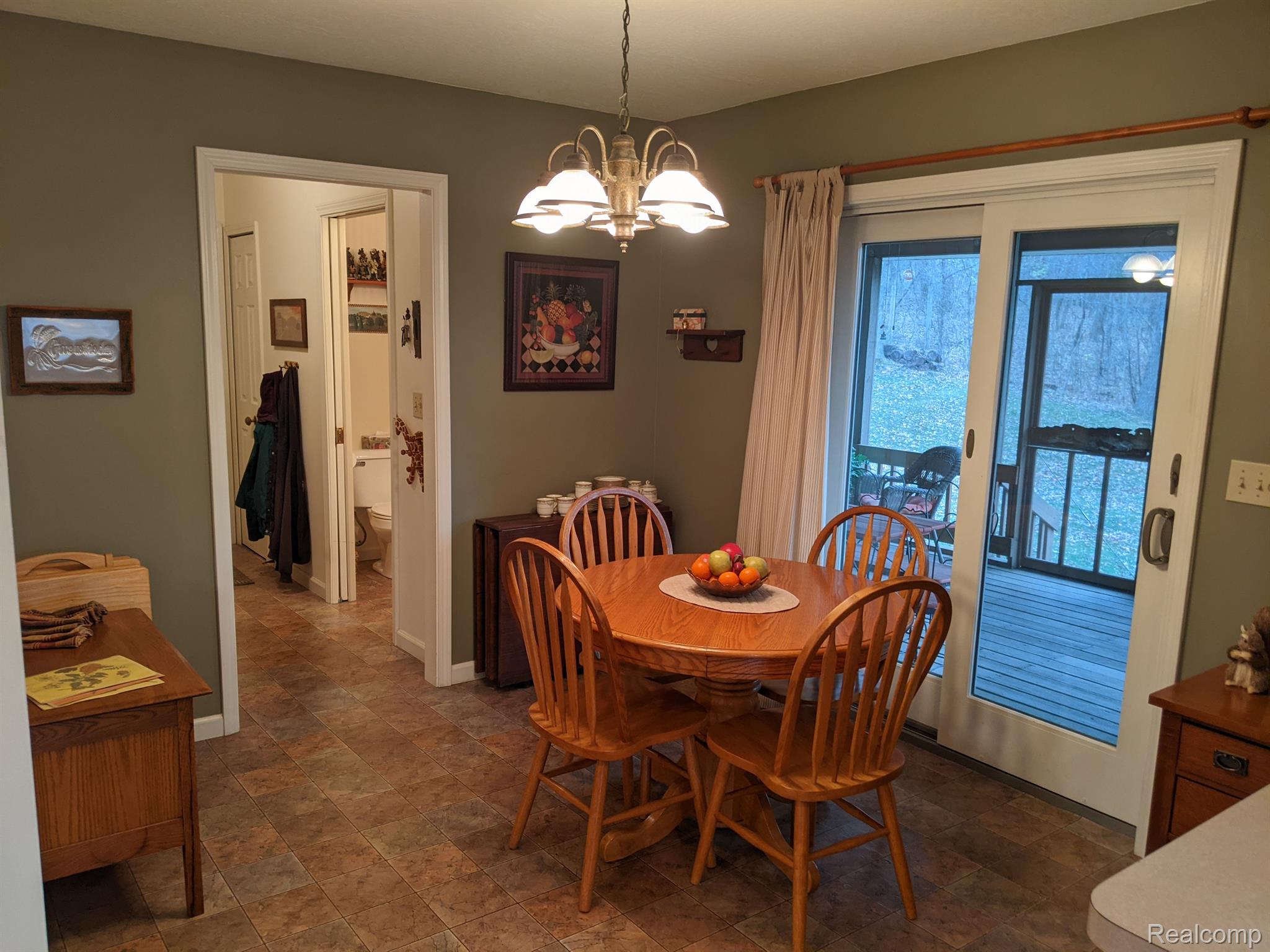 9345 Foley Crossing Fenton, MI 48430 - Photo 12 of 58 Gallery Image 12