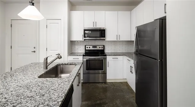 $1,564 | 5193 Peachtree Boulevard, Unit 1206, Chamblee, GA 30341