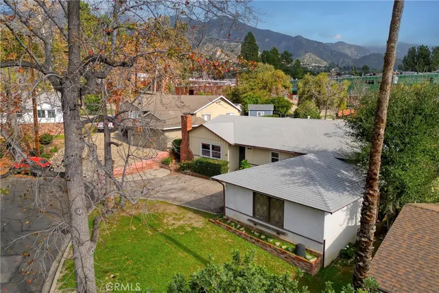 $999,999 | 4630 Willalee Avenue, La Crescenta, CA 91214