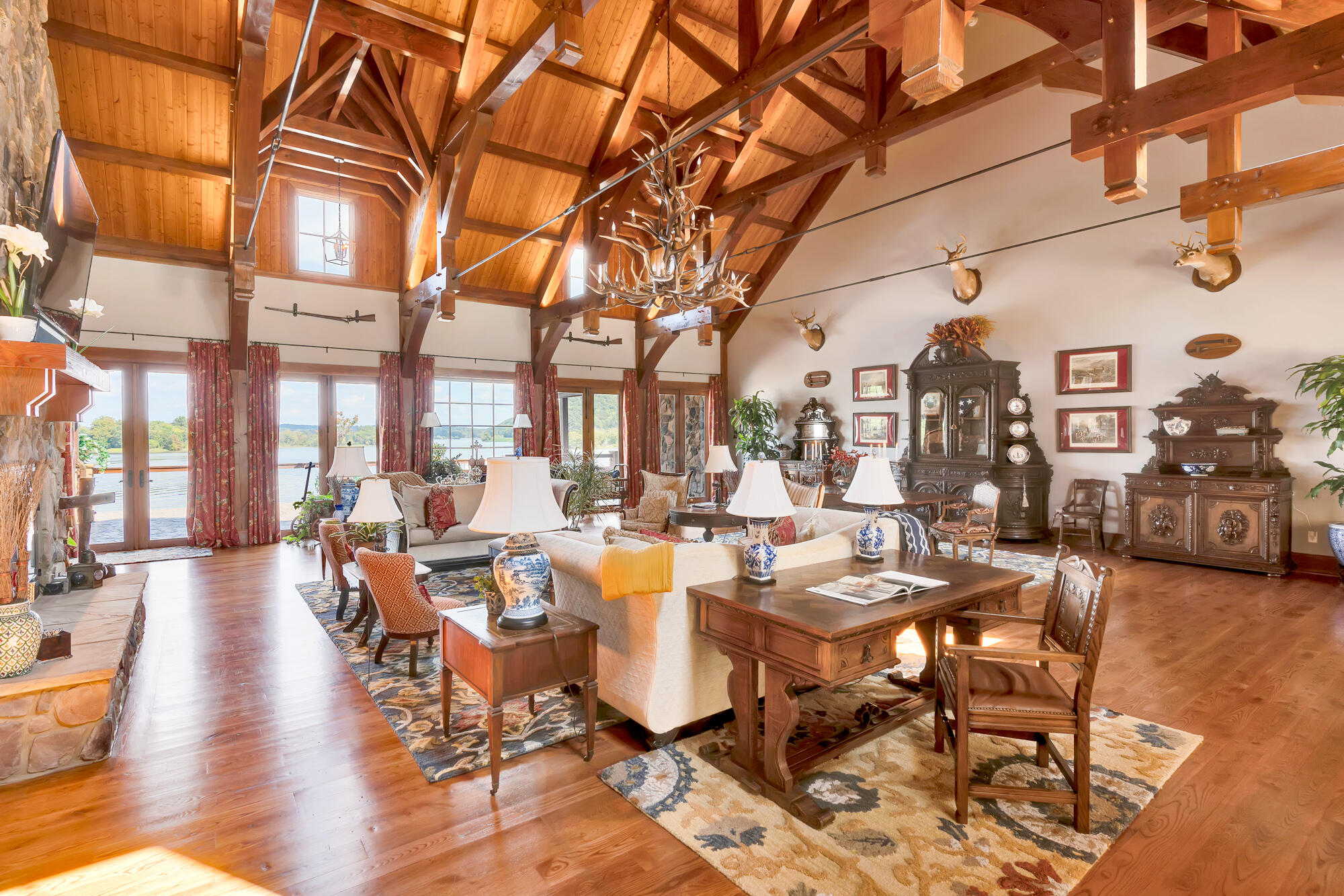 6432 Cobble Lane Harrison, TN 37341 - Photo 3 of 100 Huge Vaulted Great Room
