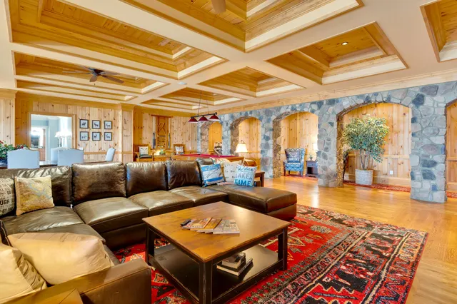 $4,125,000 | 6432 Cobble Lane, Harrison, TN 37341