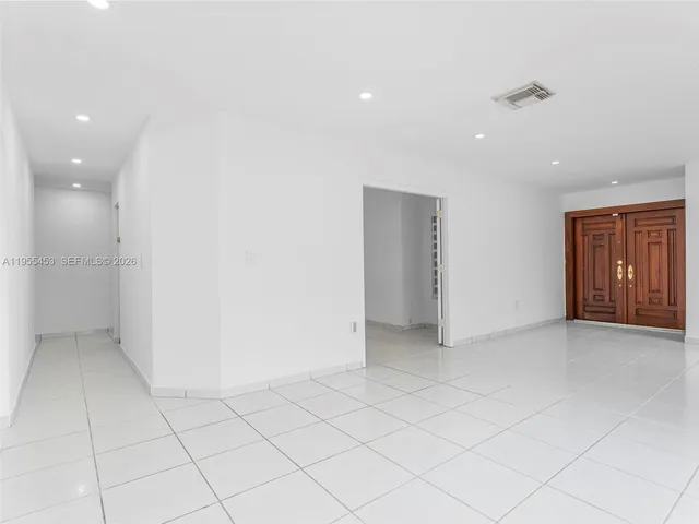 $750,000 | 9435 Southwest 156th Place, Miami, FL 33196