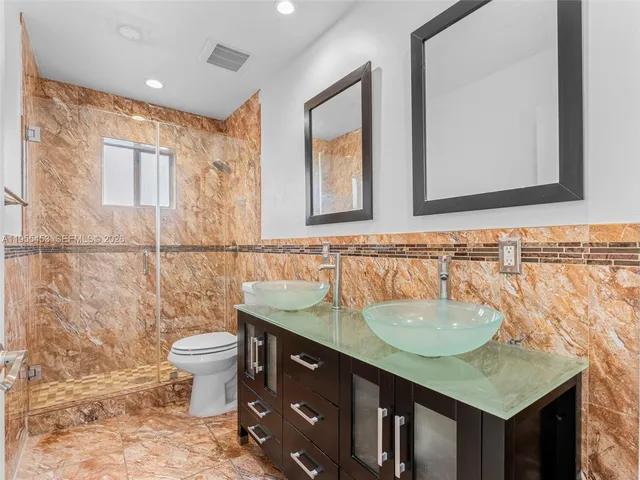 $750,000 | 9435 Southwest 156th Place, Miami, FL 33196