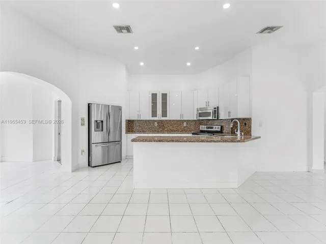 $750,000 | 9435 Southwest 156th Place, Miami, FL 33196