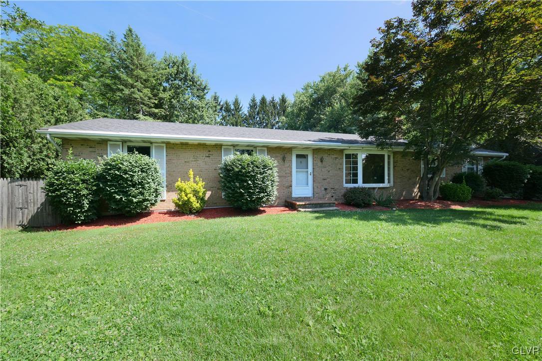 1040 Yorkshire Road Bethlehem, PA 18017 - Photo 15 of 19 Gallery Image 15