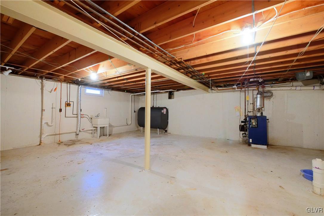 1040 Yorkshire Road Bethlehem, PA 18017 - Photo 16 of 19 Gallery Image 16
