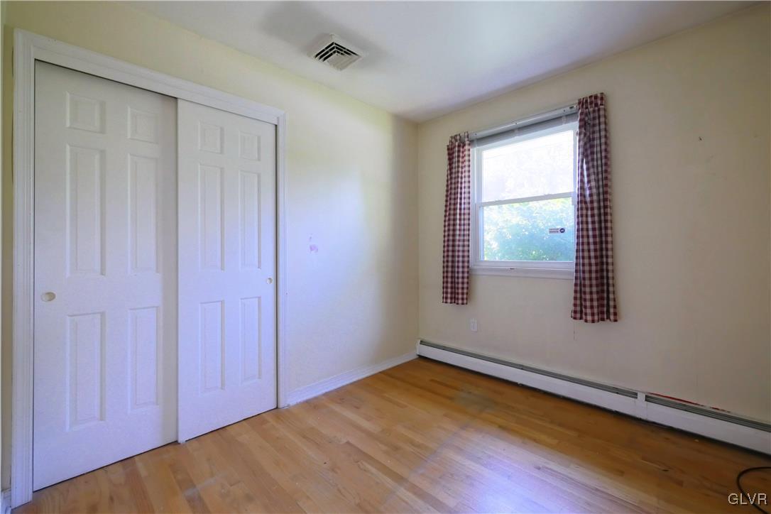 1040 Yorkshire Road Bethlehem, PA 18017 - Photo 9 of 19 Gallery Image 9