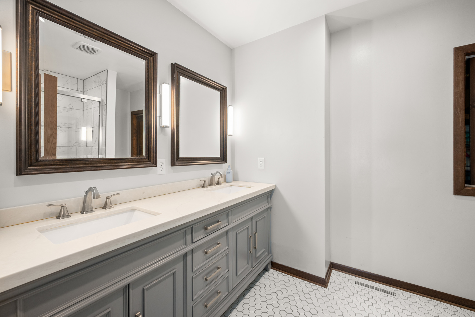 122 Mattek Avenue DeKalb, IL 60115 - Photo 17 of 43