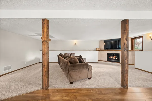 $305,000 | 122 Mattek Avenue, DeKalb, IL 60115