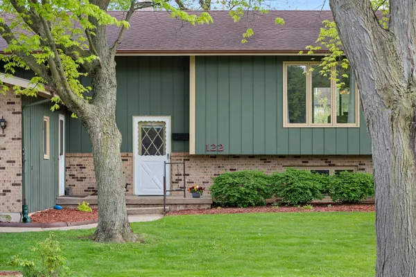 $305,000 | 122 Mattek Avenue, DeKalb, IL 60115