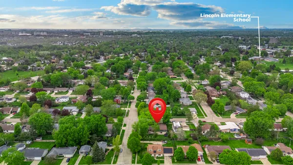 $305,000 | 122 Mattek Avenue, DeKalb, IL 60115