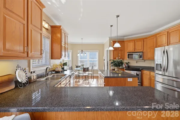 $649,900 | 48 Oakdale Drive, Taylorsville, NC 28681