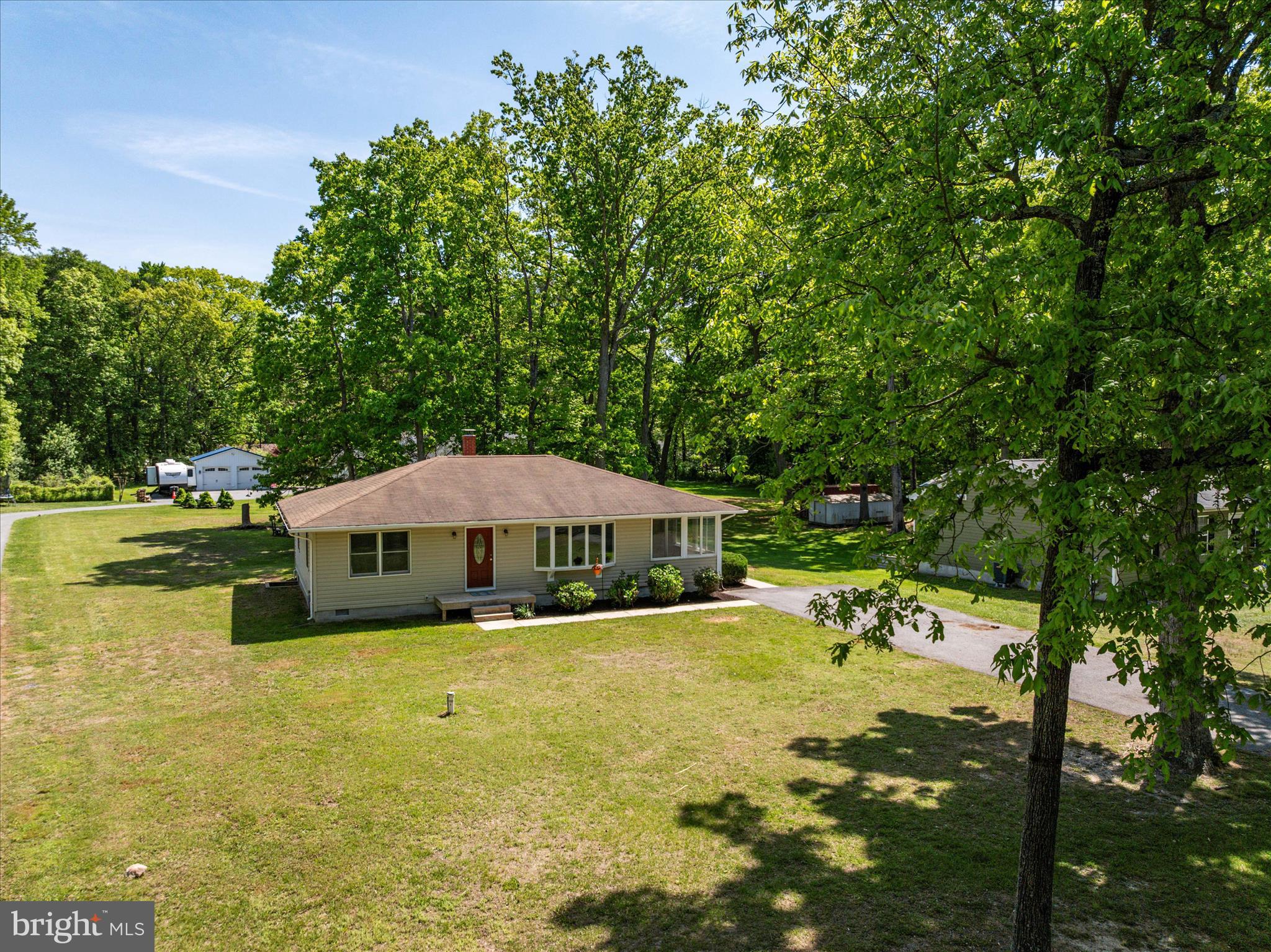 117 Rebel Road Grasonville, MD 21638 - Photo 3 of 46 Sitting on nearly 1/2 Acre lot, cul de sac street