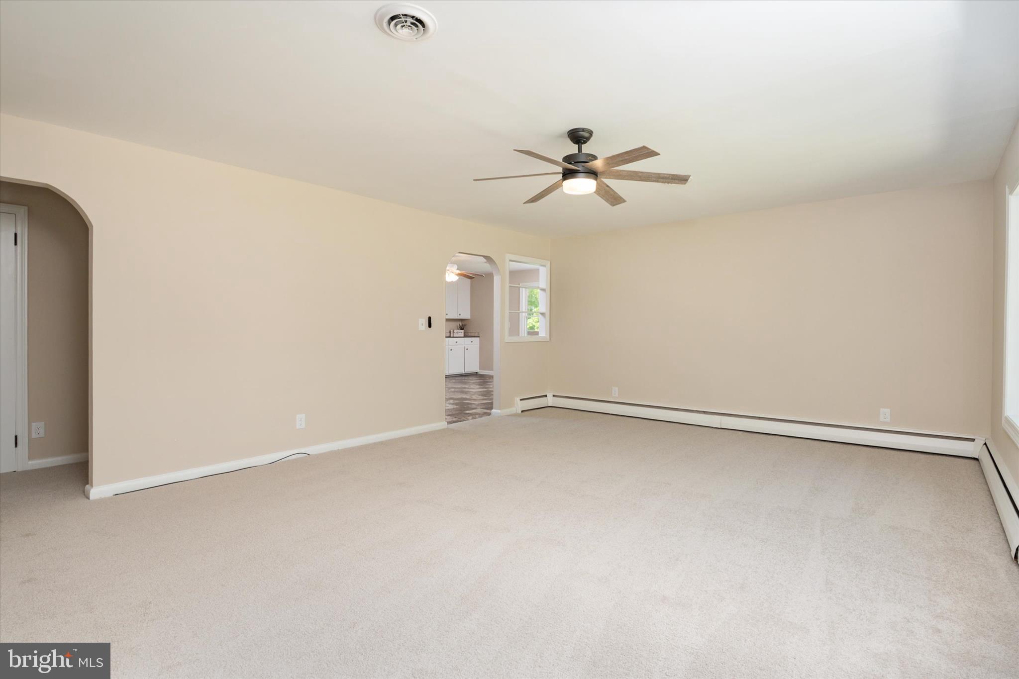 117 Rebel Road Grasonville, MD 21638 - Photo 8 of 46 Incredible Living/Family Room Space