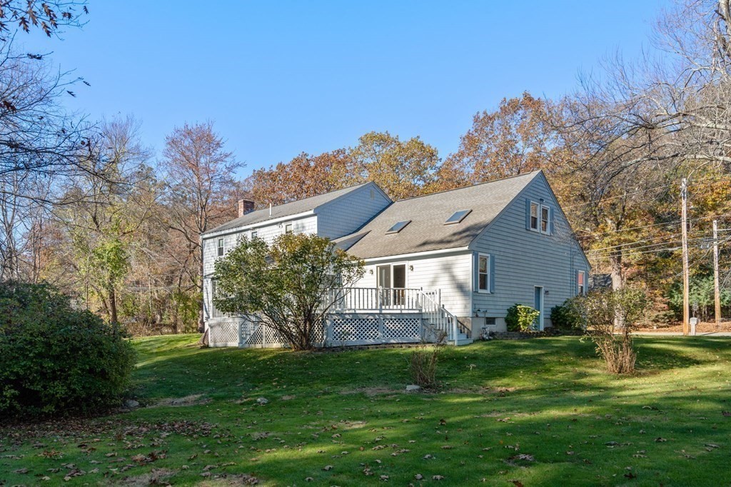 330 Pelham Road Dracut, MA 01826 - Photo 28 of 32 Gallery Image 28