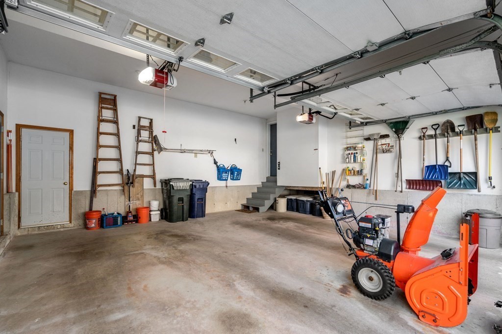 330 Pelham Road Dracut, MA 01826 - Photo 32 of 32 Gallery Image 32