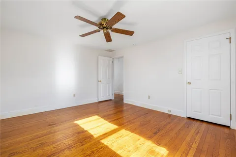 $1,195,000 | 118 Wolcott Avenue, Middletown, RI 02842