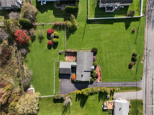 $1,195,000 | 118 Wolcott Avenue, Middletown, RI 02842