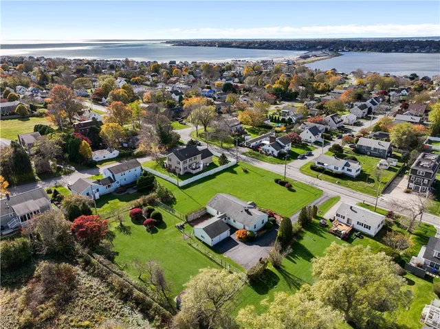 $1,195,000 | 118 Wolcott Avenue, Middletown, RI 02842