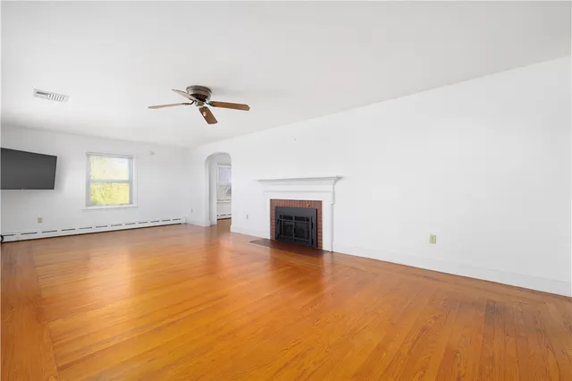 $1,195,000 | 118 Wolcott Avenue, Middletown, RI 02842