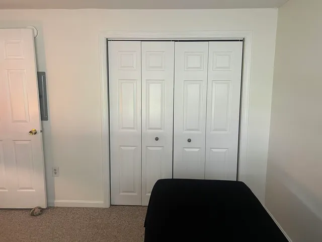 $1,900 | 402 White Cedar Boulevard, Portsmouth, NH 03801