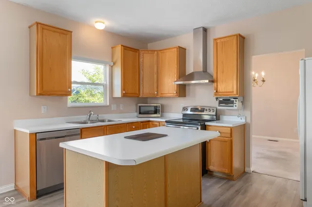 $500,000 | 10747 Red Pine Drive, Fishers, IN 46037