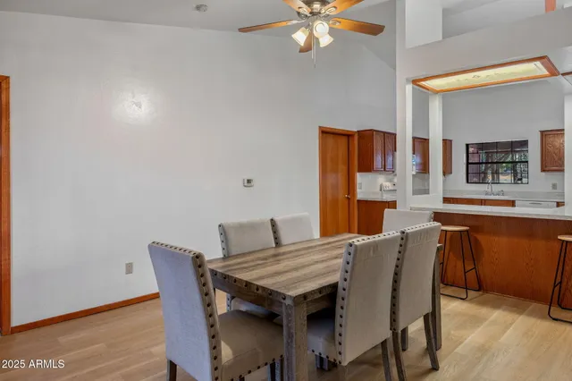 $540,000 | 2202 Forest Park Drive, Overgaard, AZ 85933